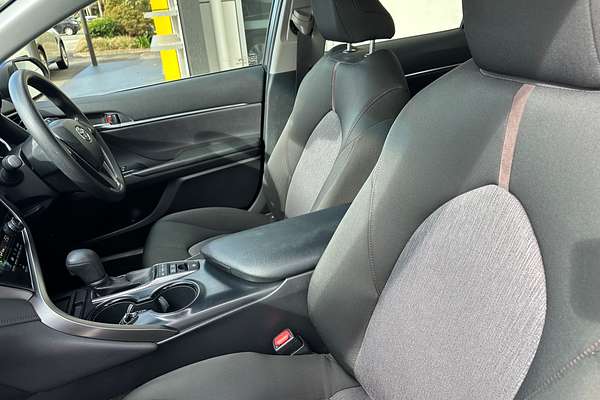 2018 Toyota Camry Ascent AXVH71R