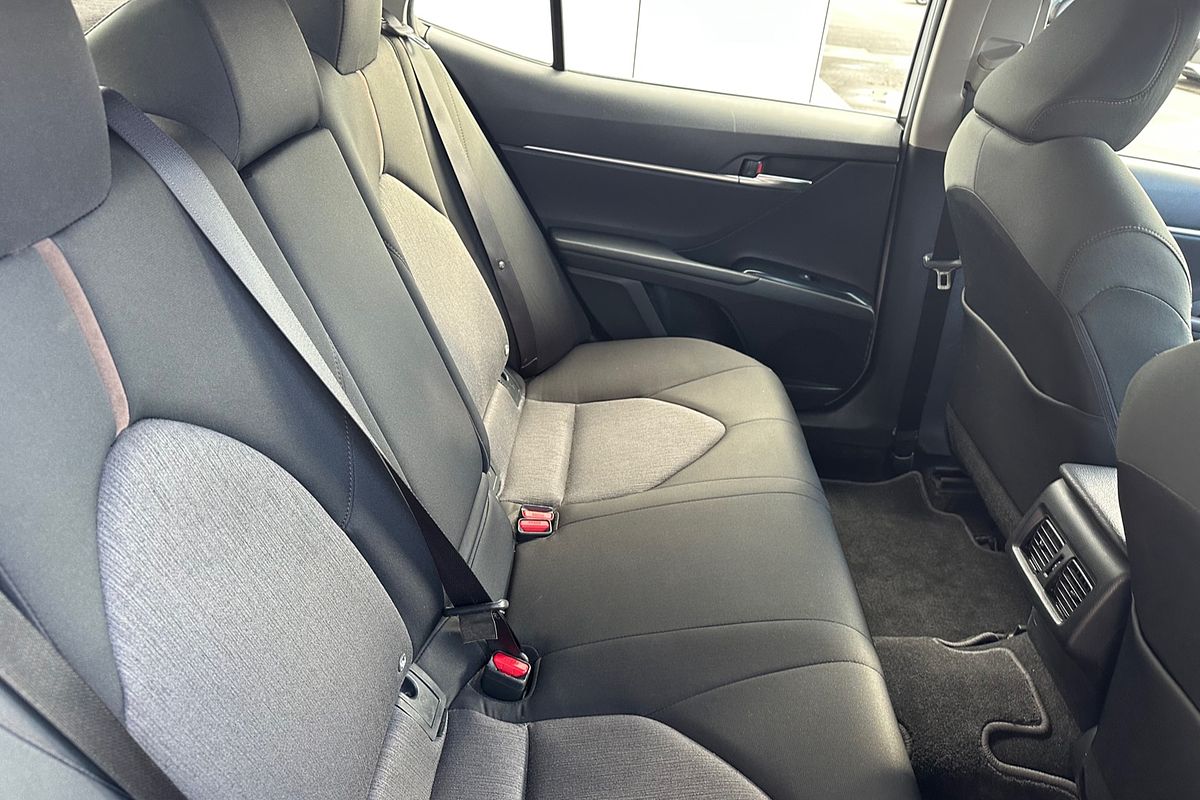2018 Toyota Camry Ascent AXVH71R
