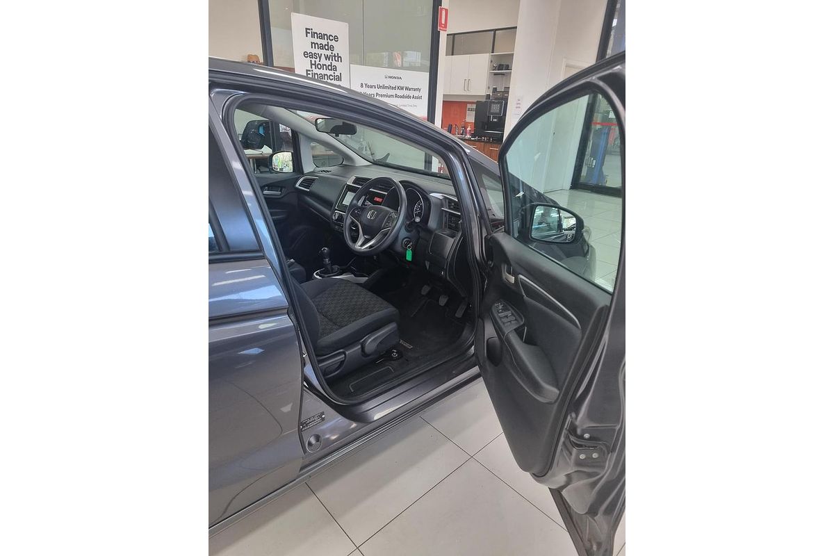 2016 Honda Jazz VTi GF