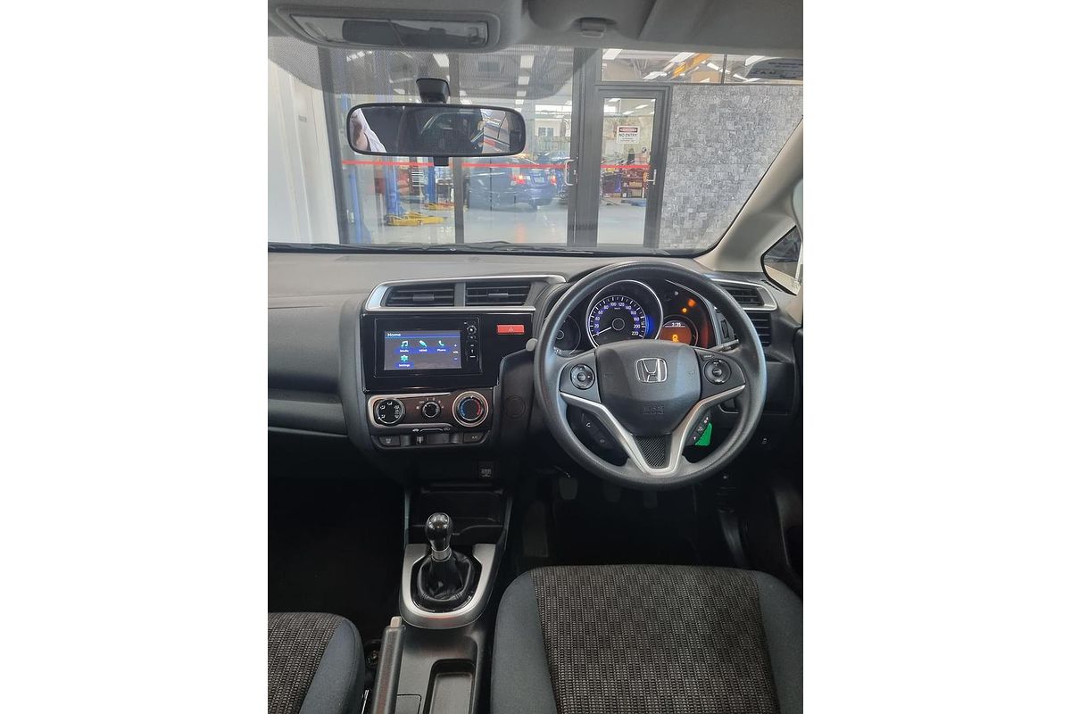 2016 Honda Jazz VTi GF
