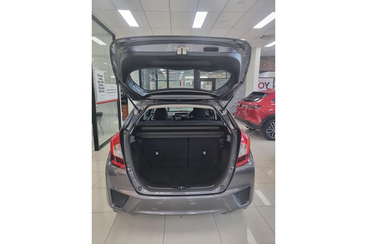 2016 Honda Jazz VTi GF