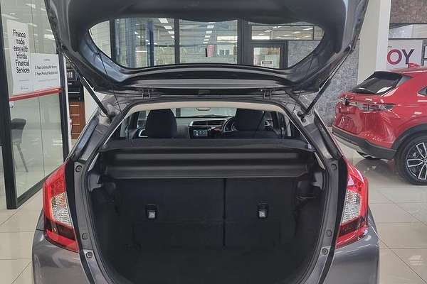 2016 Honda Jazz VTi GF