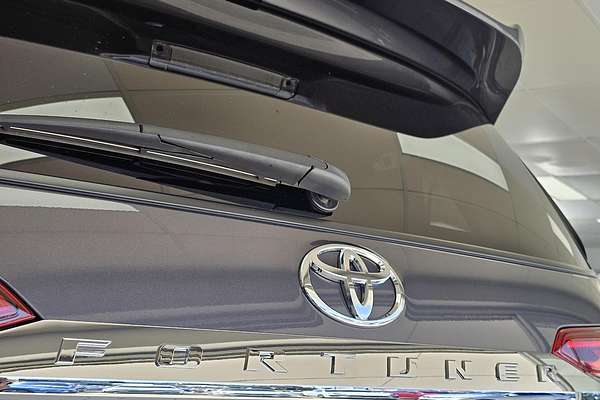 2024 Toyota Fortuner GXL GUN156R