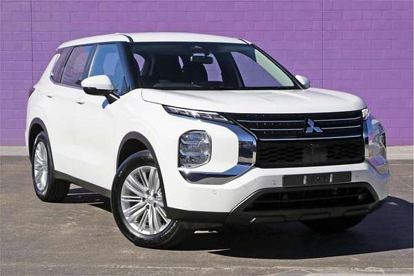 2022 Mitsubishi Outlander ES ZM