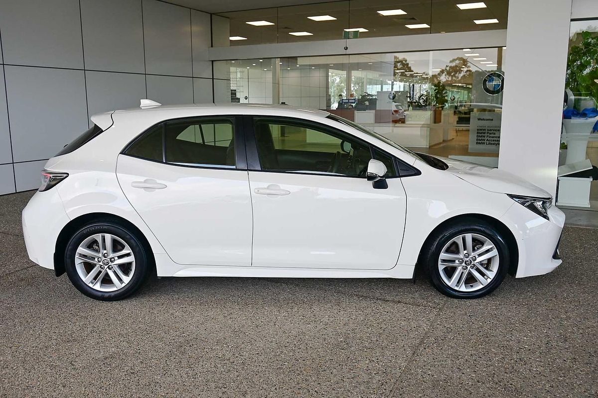 2019 Toyota Corolla Ascent Sport MZEA12R