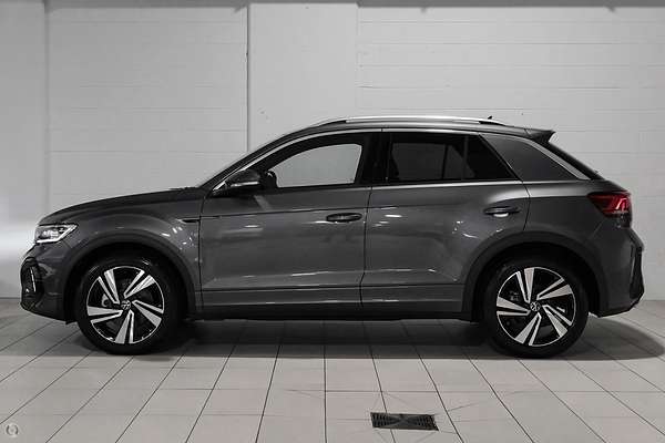 2025 Volkswagen T-Roc 140TSI R-Line D11