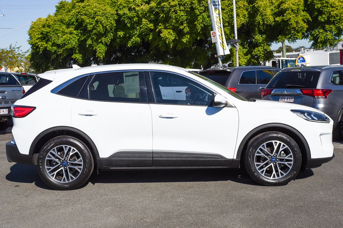 2021 Ford Escape ZH