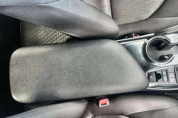 2020 Toyota Camry Ascent