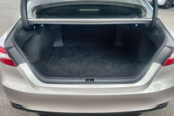 2020 Toyota Camry Ascent