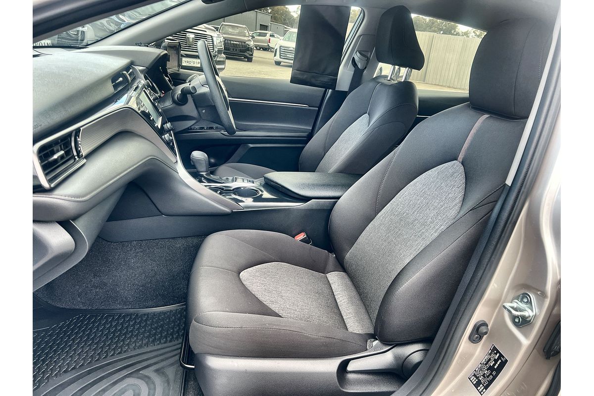 2020 Toyota Camry Ascent
