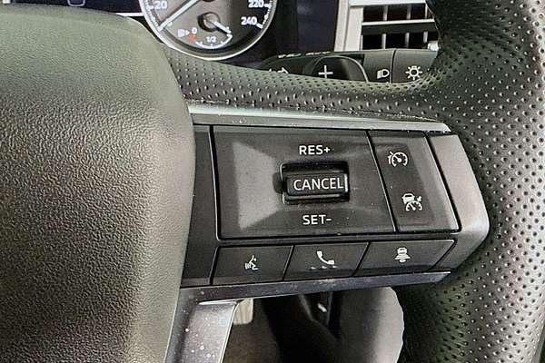 2024 Mitsubishi Outlander LS ZM