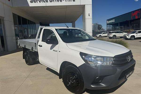 2018 Toyota Hilux WORKMATE TGN121R MY19 REAR WHEEL DRIVE