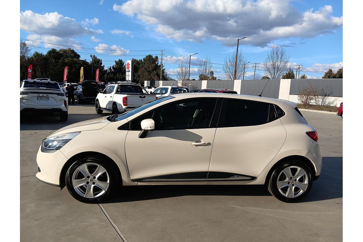2016 Renault Clio Dynamique IV B98