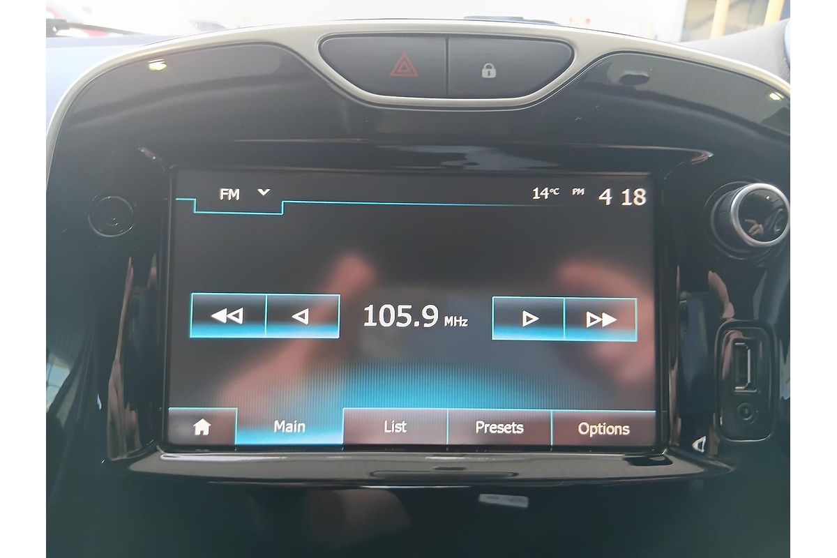 2016 Renault Clio Dynamique IV B98