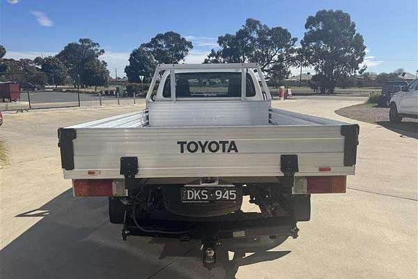 2018 Toyota Hilux WORKMATE TGN121R MY19 REAR WHEEL DRIVE