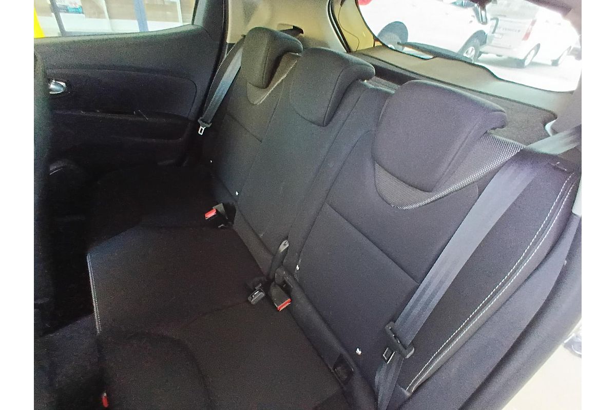 2016 Renault Clio Dynamique IV B98