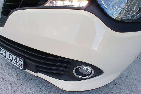 2016 Renault Clio Dynamique IV B98