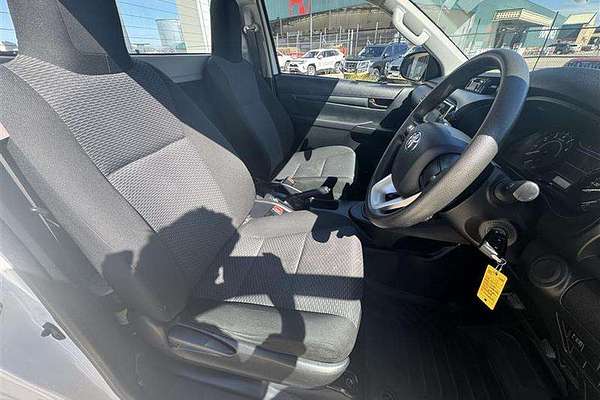2018 Toyota Hilux WORKMATE TGN121R MY19 REAR WHEEL DRIVE