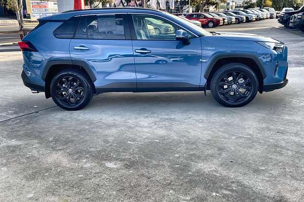 2024 Toyota RAV4 Cruiser AXAH52R