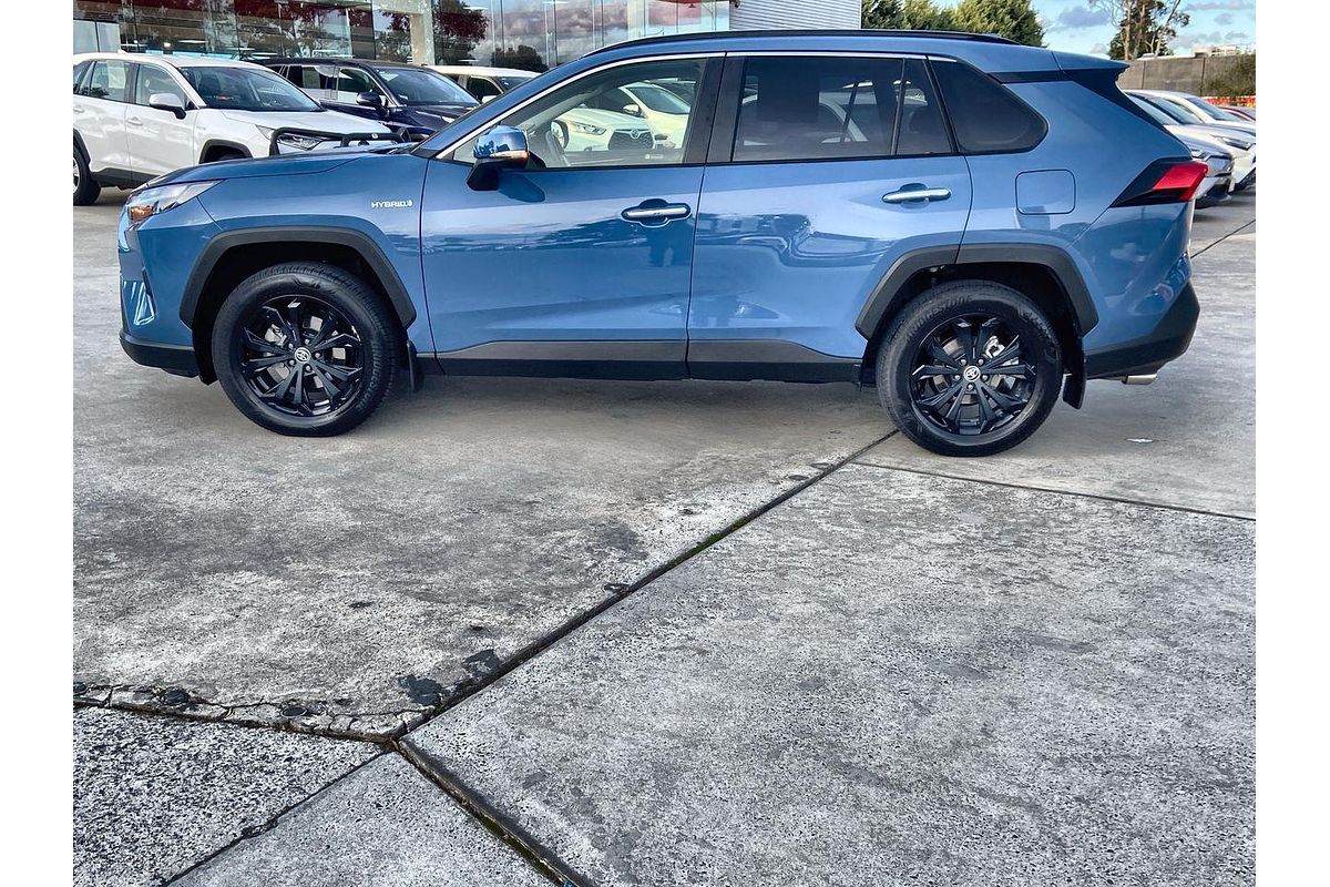 2024 Toyota RAV4 Cruiser AXAH52R