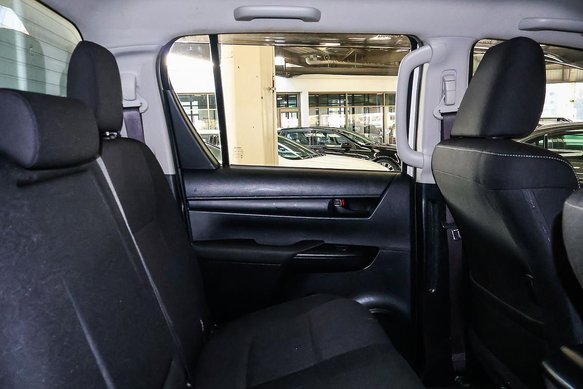 2020 Toyota Hilux SR GUN126R 4X4