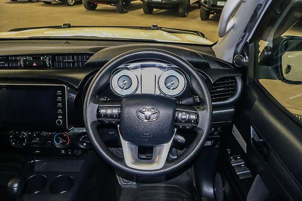 2020 Toyota Hilux SR GUN126R 4X4
