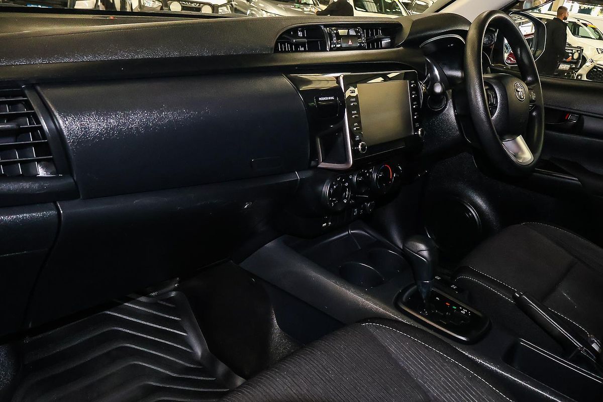 2020 Toyota Hilux SR GUN126R 4X4