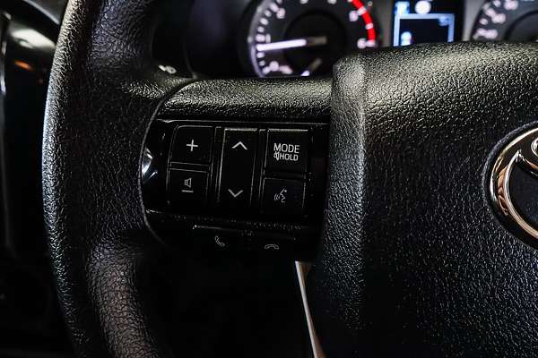 2020 Toyota Hilux SR GUN126R 4X4