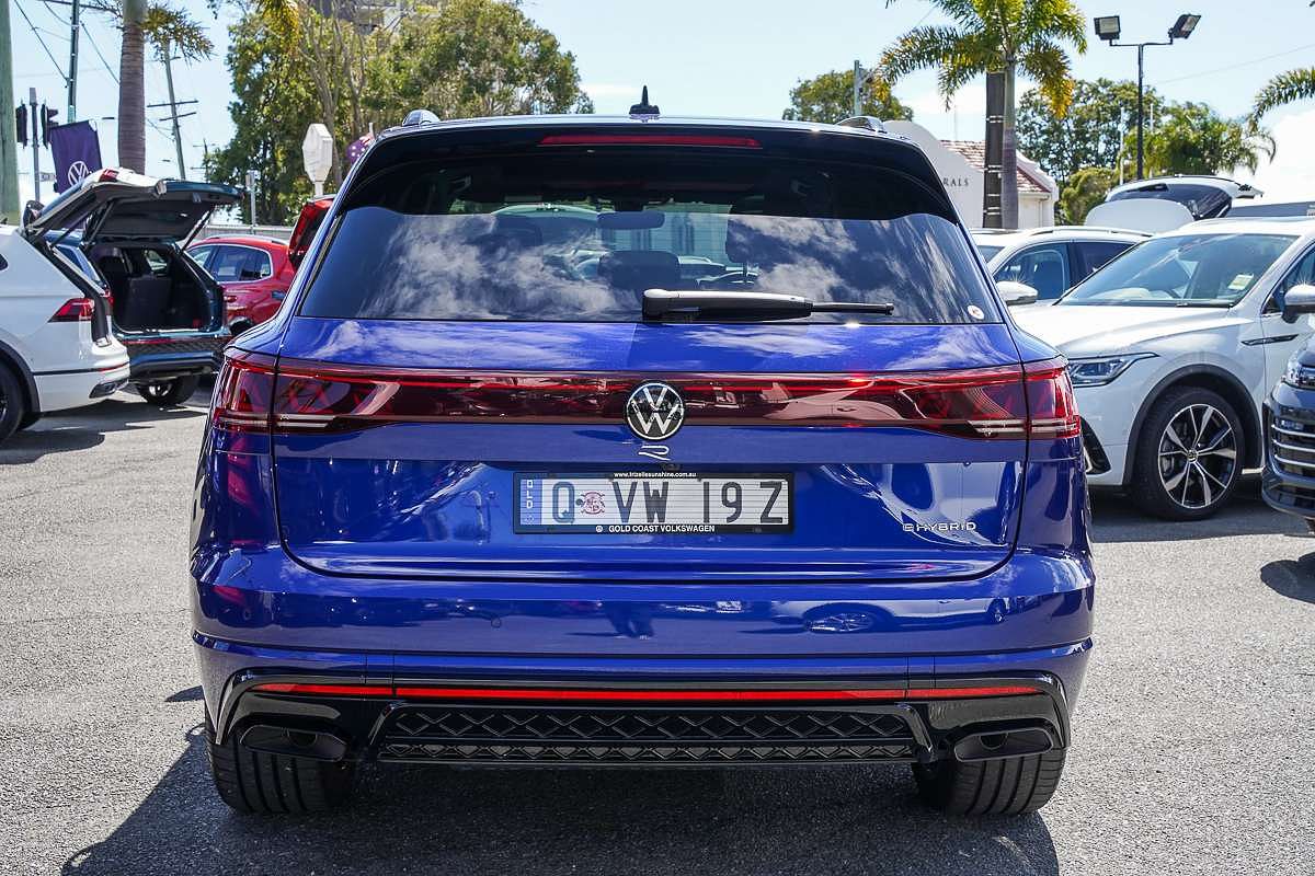 2025 Volkswagen Touareg R RC