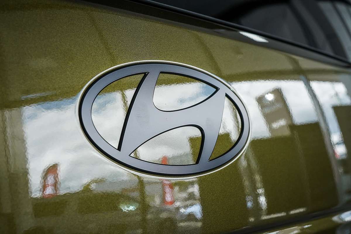 2025 Hyundai Santa Fe Hybrid Calligraphy MX5.V1
