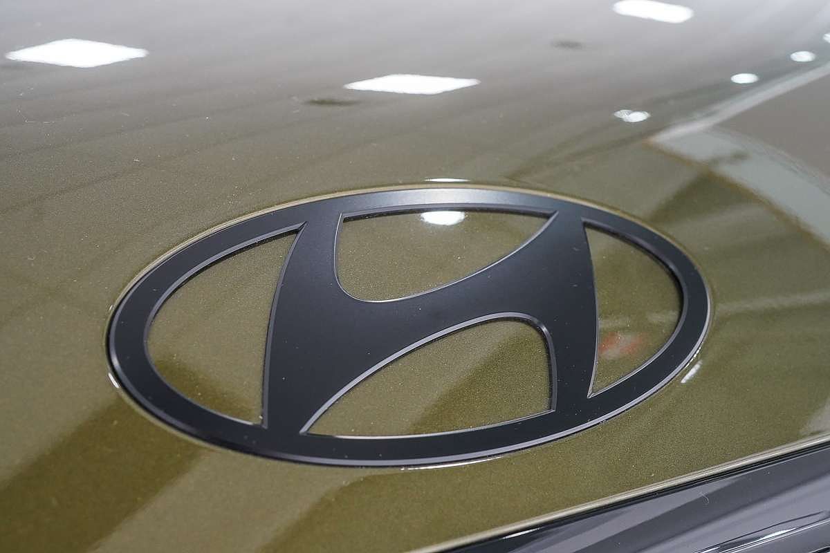 2025 Hyundai Santa Fe Hybrid Calligraphy MX5.V1