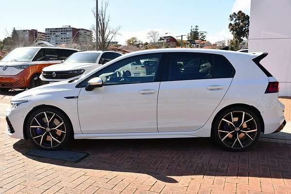 2024 Volkswagen Golf R 8