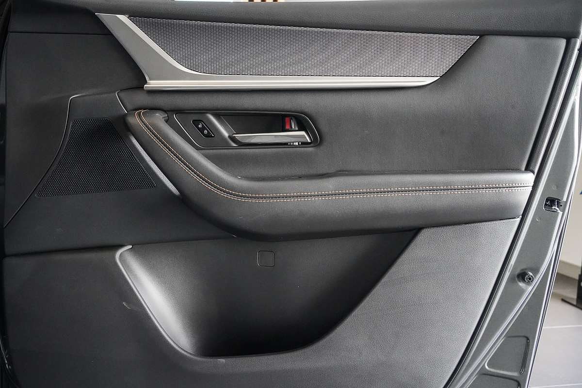 2025 Mazda CX-80 P50e Touring KL