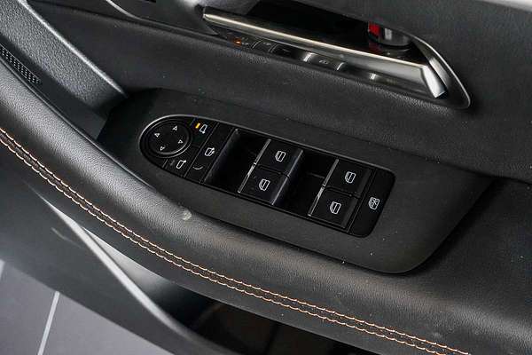 2025 Mazda CX-80 P50e Touring KL