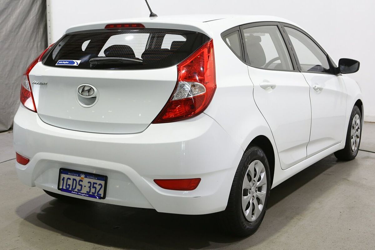 2016 Hyundai Accent Active RB4