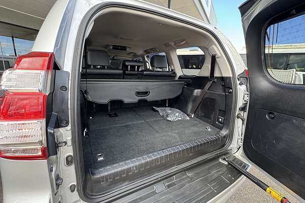 2017 Toyota Landcruiser Prado Altitude GDJ150R
