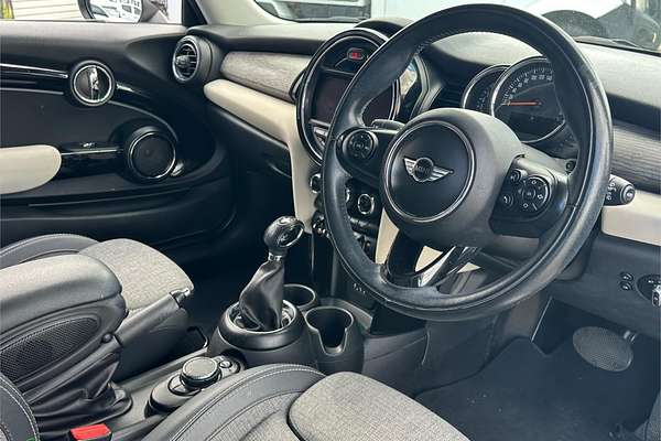 2015 MINI Cooper F56