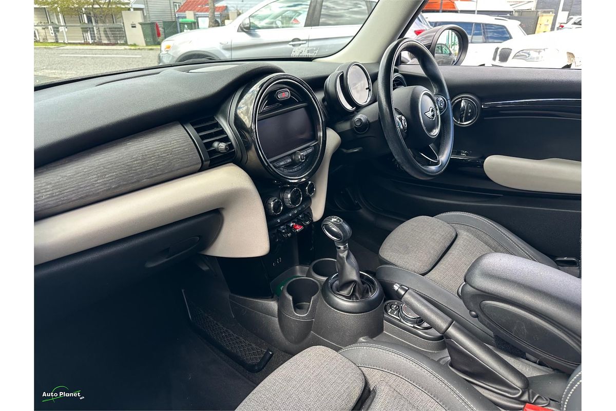 2015 MINI Cooper F56