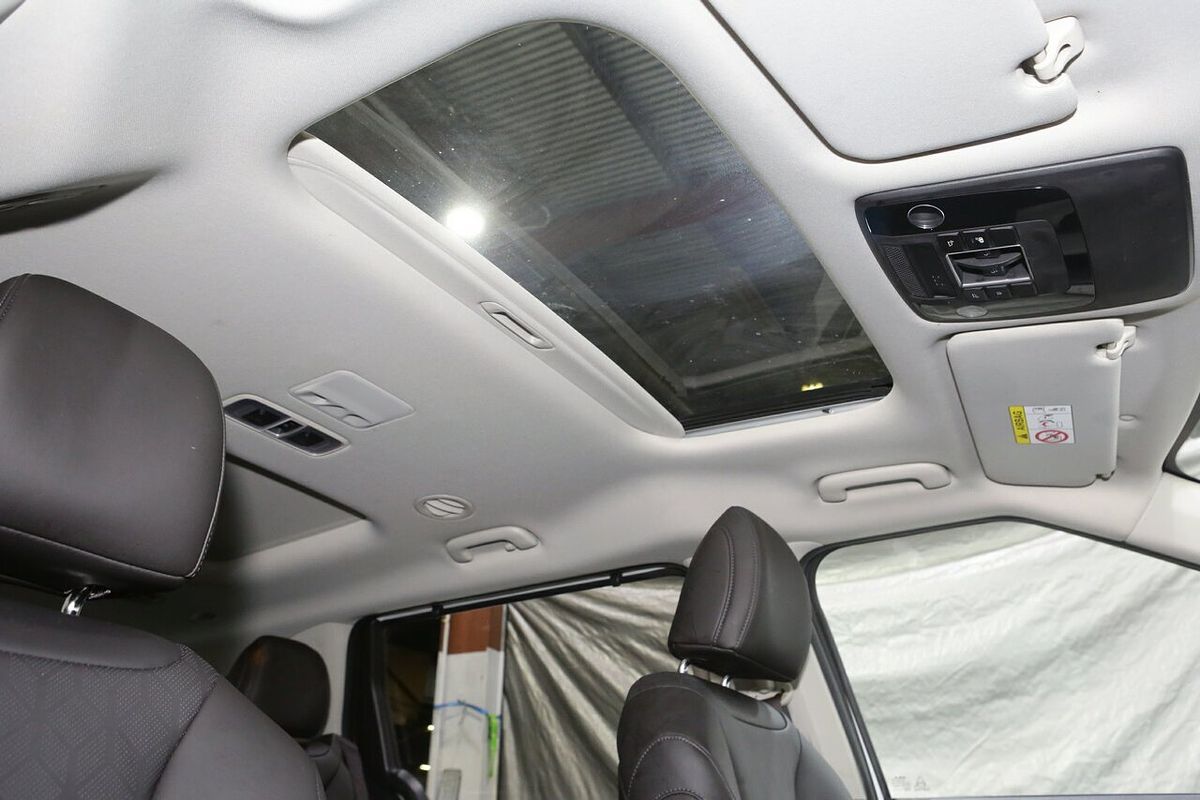 2022 Kia Carnival Platinum KA4
