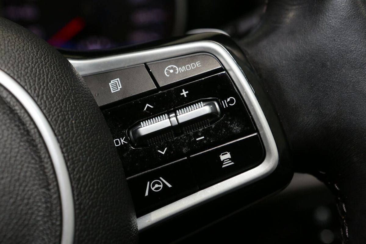 2022 Kia Carnival Platinum KA4