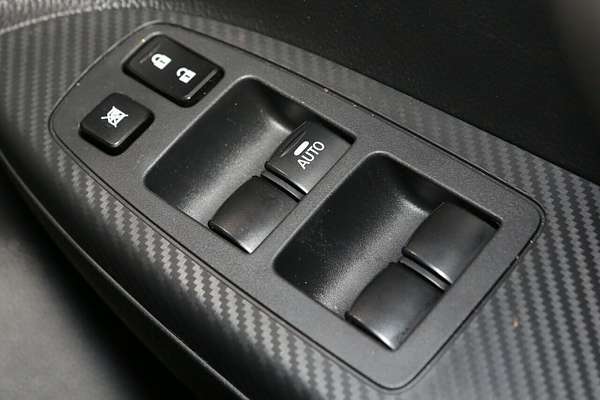 2024 Mitsubishi Eclipse Cross ES YB