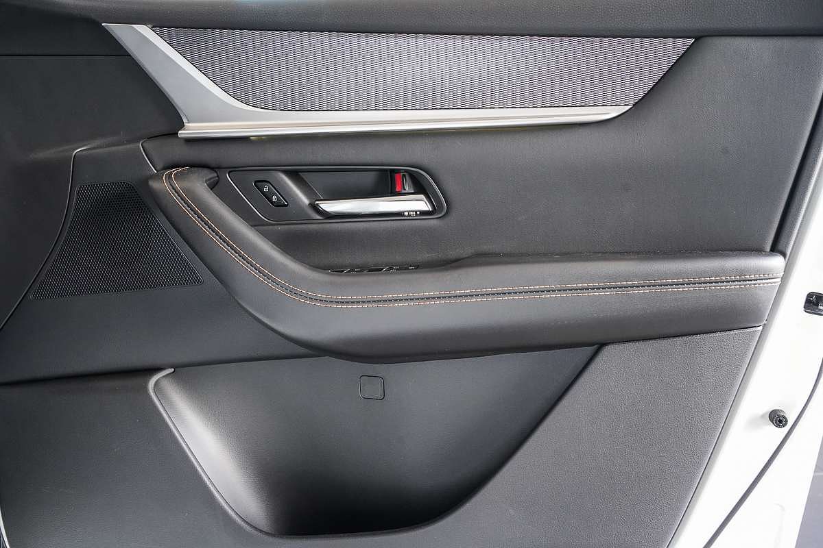 2025 Mazda CX-80 P50e Azami KL