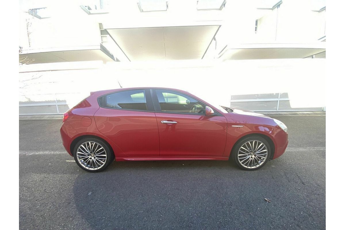 2013 Alfa Romeo Giulietta Progression Series 0