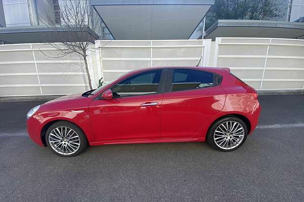 2013 Alfa Romeo Giulietta Progression Series 0