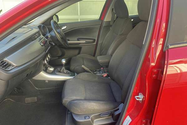 2013 Alfa Romeo Giulietta Progression Series 0