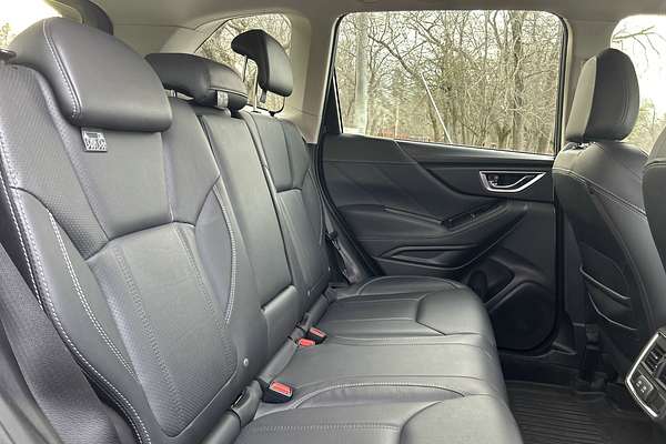 2019 Subaru Forester 2.5i-S S5