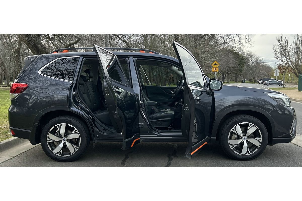 2019 Subaru Forester 2.5i-S S5