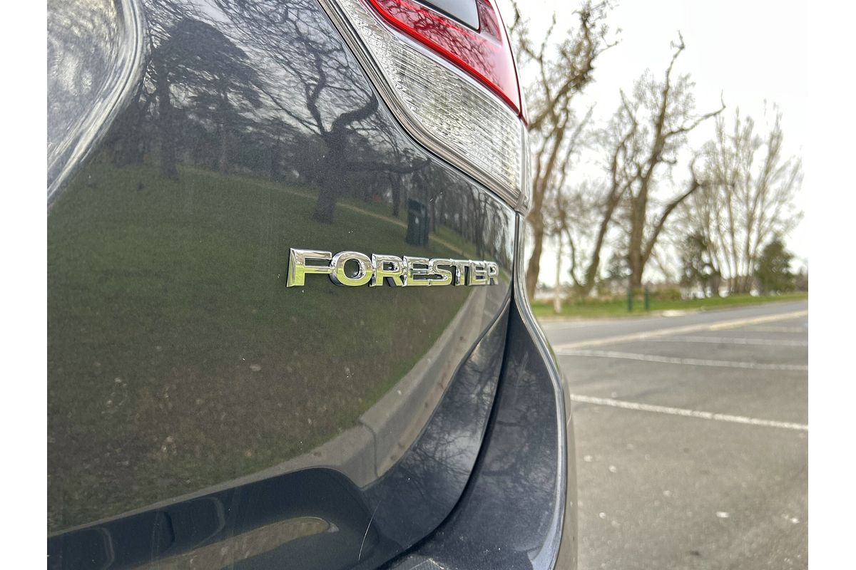2019 Subaru Forester 2.5i-S S5