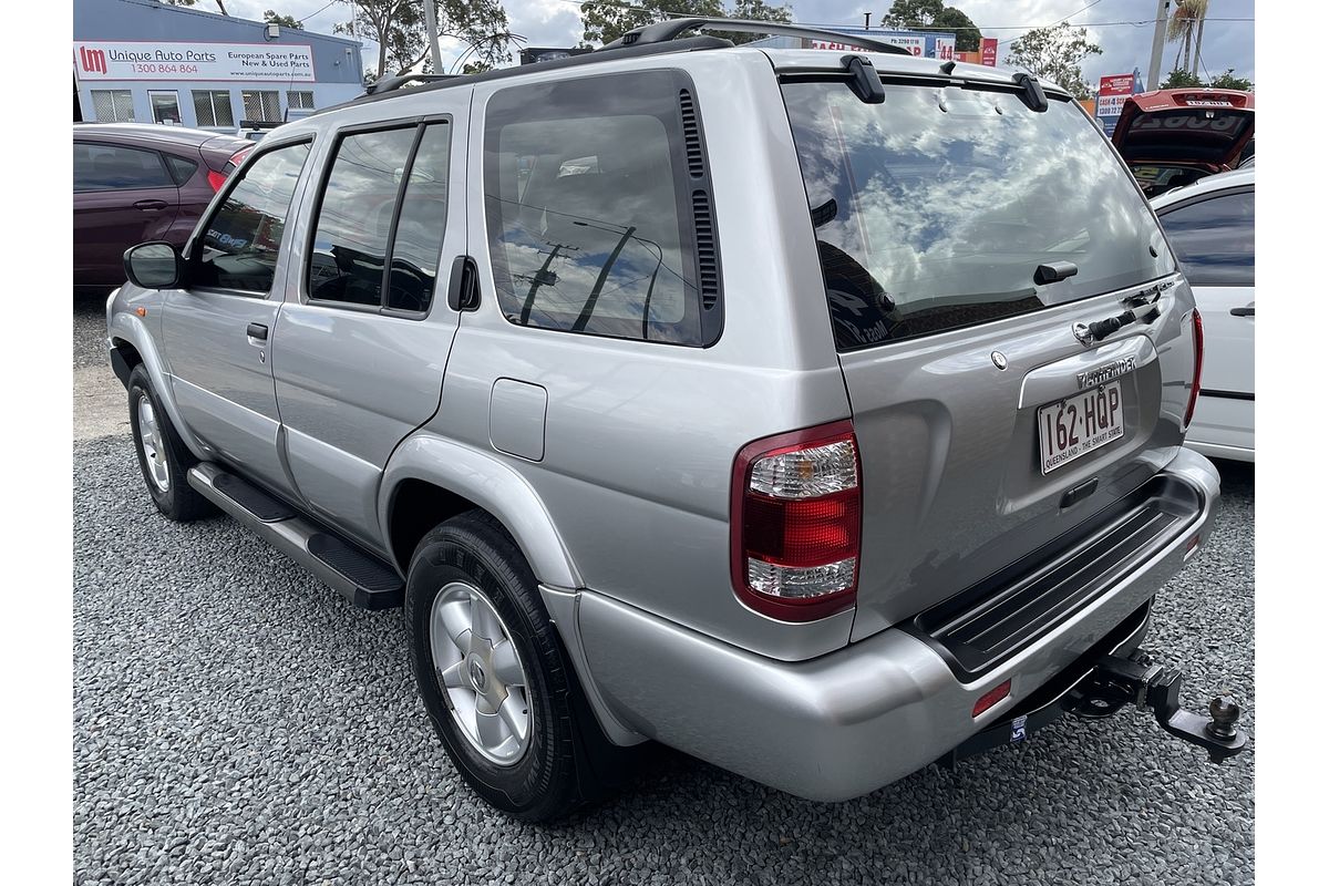 2002 Nissan Pathfinder Ti WX II