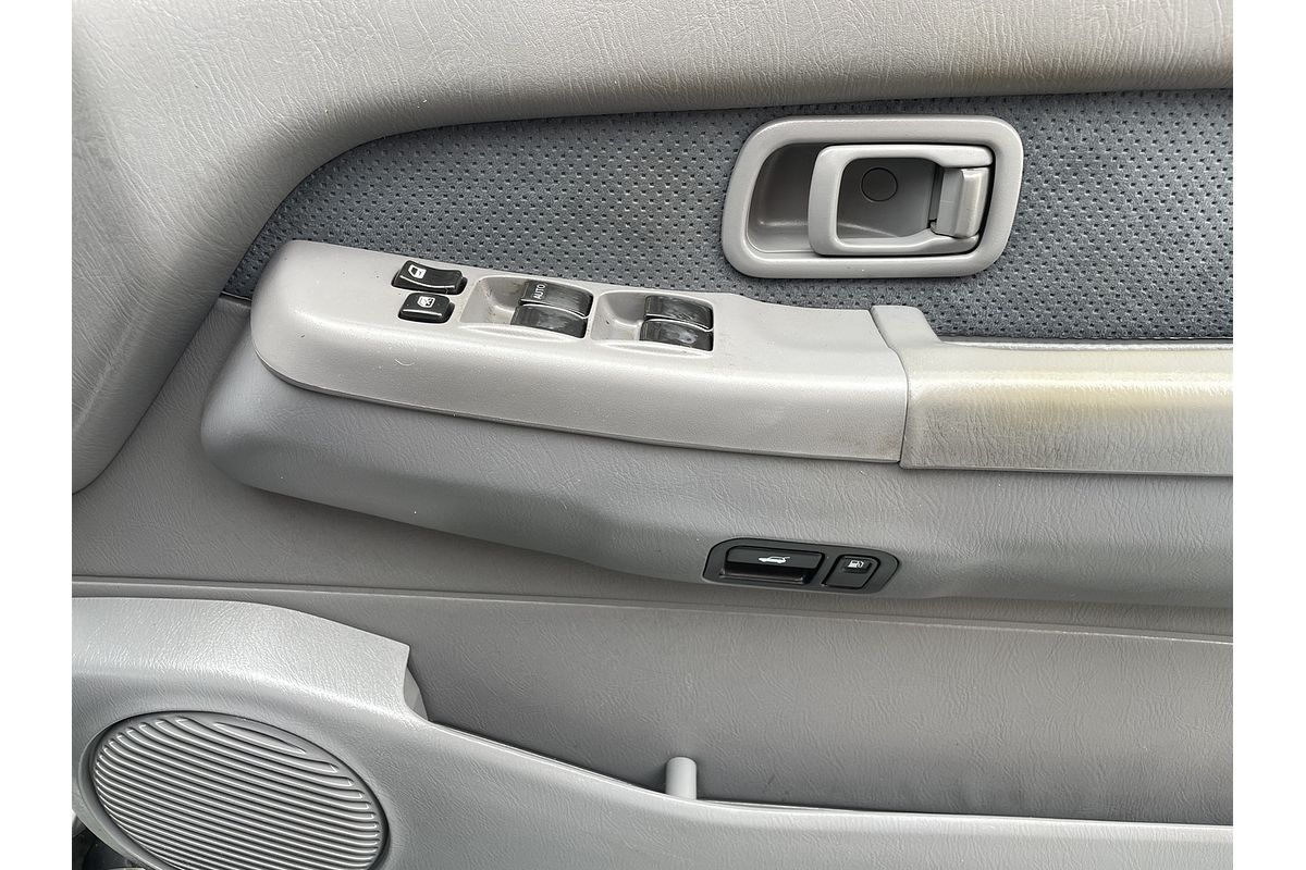 2002 Nissan Pathfinder Ti WX II